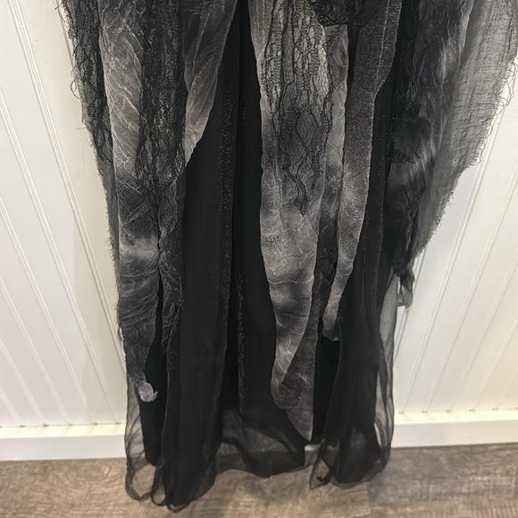 Girls Cemetery Corpse Bride Halloween Costume Size Large 10-12 Kids - Picture 10 of 12